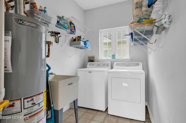 44 Kensington Road, Manchester, NJ 08759