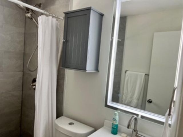 200 NE 56th Street, Fort Lauderdale, FL 33334