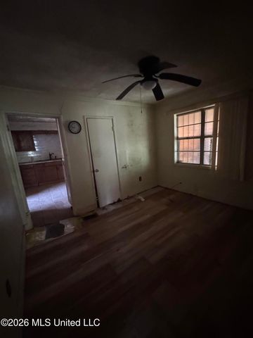 2894 Woodside Drive, Jackson, MS 39212