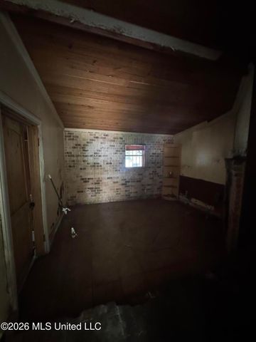2894 Woodside Drive, Jackson, MS 39212