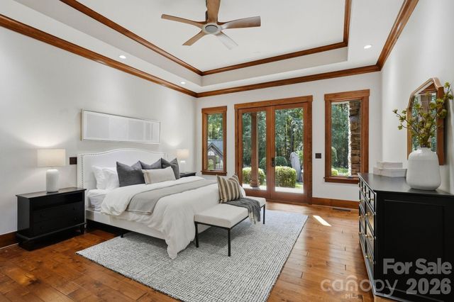 9208 Flying Eagle Lane, Charlotte, NC 28278