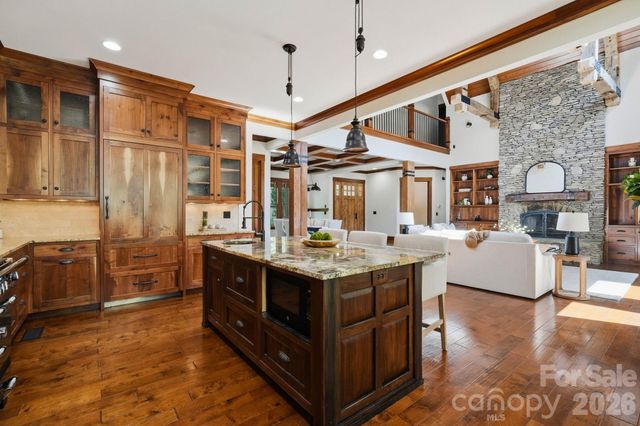 9208 Flying Eagle Lane, Charlotte, NC 28278