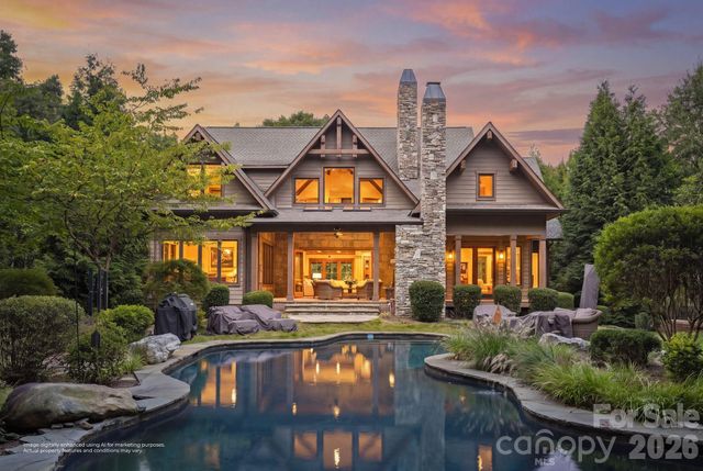 9208 Flying Eagle Lane, Charlotte, NC 28278