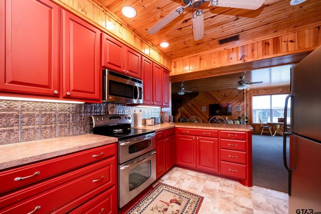 2636 Aqua Vista, Jacksonville, TX 75766