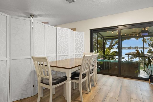 691 LAKE DEXTER CIRCLE, Winter Haven, FL 33884