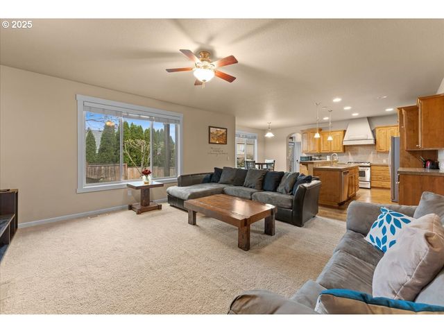 15485 Sw WILLAMETTE VALLEY Ct, Beaverton, OR 97007