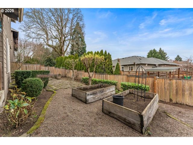 15485 Sw WILLAMETTE VALLEY Ct, Beaverton, OR 97007