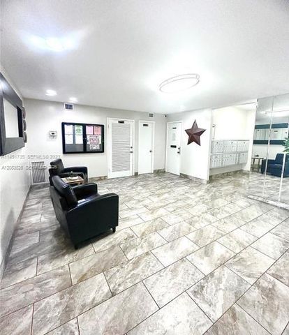 1811 Jefferson St 210, Hollywood, FL 33020