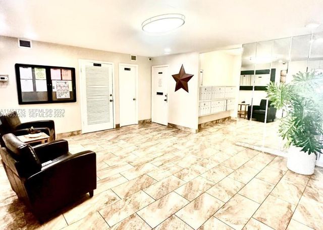 1811 Jefferson St 210, Hollywood, FL 33020