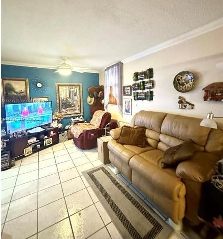 1811 Jefferson St 210, Hollywood, FL 33020
