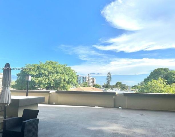 1811 Jefferson St 210, Hollywood, FL 33020
