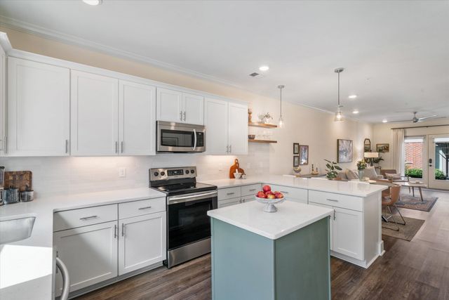 1625 Monroe Ave Apt 4, Memphis, TN 38104