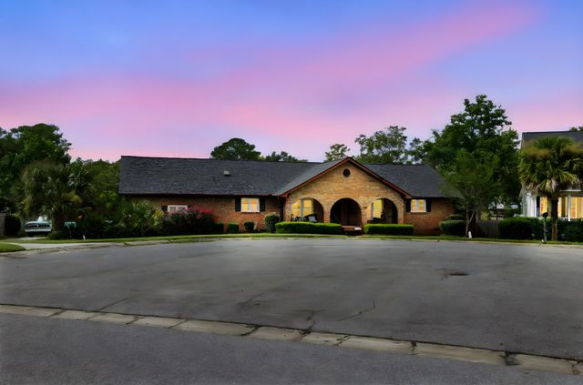 1062 Dominion Drive, Hanahan, SC 29410