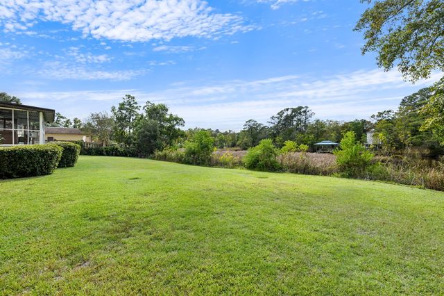 1062 Dominion Drive, Hanahan, SC 29410