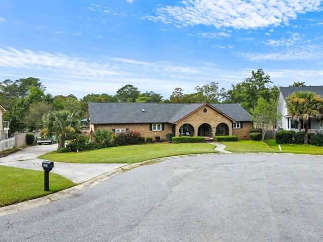 1062 Dominion Drive, Hanahan, SC 29410
