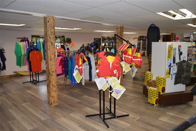 330 MCCLELLAN Street, Cambridge Springs, PA 16403