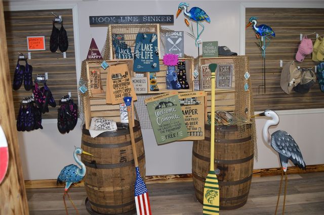 330 MCCLELLAN Street, Cambridge Springs, PA 16403