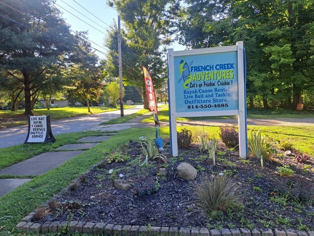 330 MCCLELLAN Street, Cambridge Springs, PA 16403