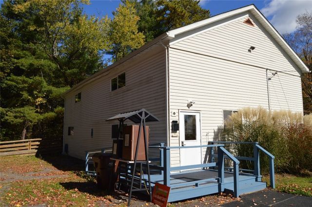 330 MCCLELLAN Street, Cambridge Springs, PA 16403