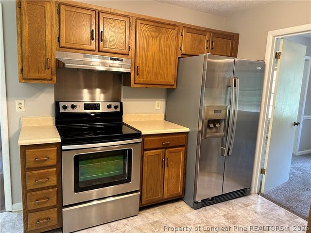 2052 Windlock Drive, Fayetteville, NC 28304