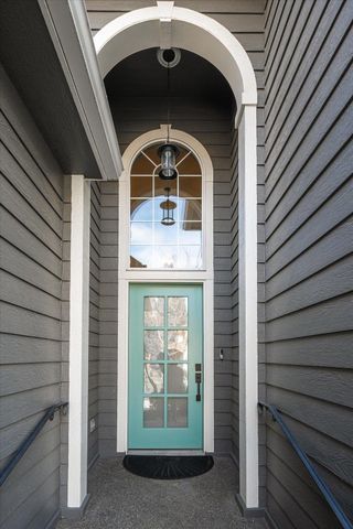 2089 S Parkwood Cir, Spokane, WA 99223