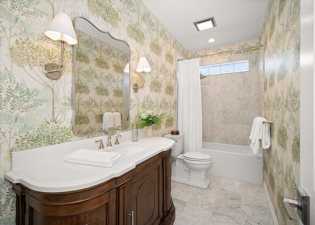 2089 S Parkwood Cir, Spokane, WA 99223