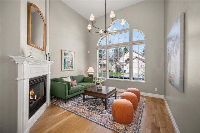 2089 S Parkwood Cir, Spokane, WA 99223