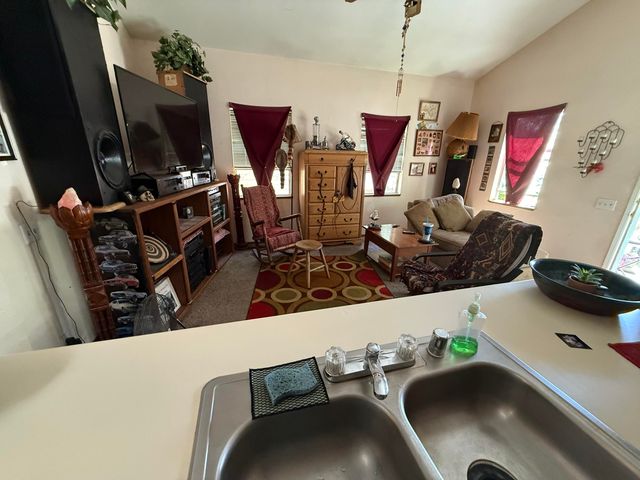 728 Lincoln Street, Red Bluff, CA 96080