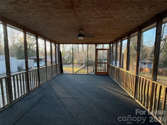 225 Hickory Drive, Mooresville, NC 28115