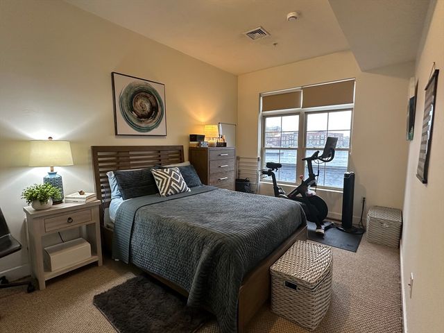 9 Gardner Street 10, Boston, MA 02134