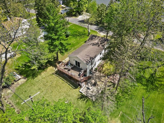 N2473 Greenleaf DRIVE, Lake Geneva, WI 53147