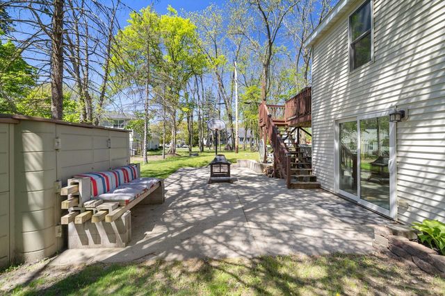 N2473 Greenleaf DRIVE, Lake Geneva, WI 53147