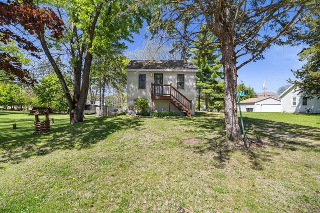 N2473 Greenleaf DRIVE, Lake Geneva, WI 53147