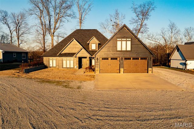 394 Violet Ln, Doniphan, MO 63935