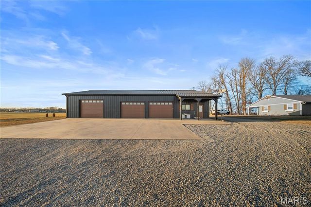394 Violet Ln, Doniphan, MO 63935