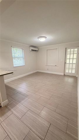 250 SW 7th Street, Dania Beach, FL 33004