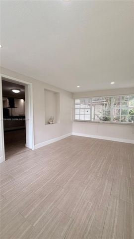 250 SW 7th Street, Dania Beach, FL 33004