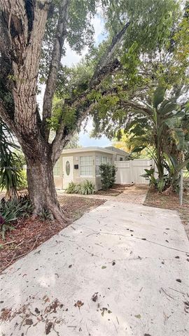250 SW 7th Street, Dania Beach, FL 33004