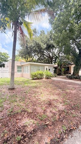 250 SW 7th Street, Dania Beach, FL 33004