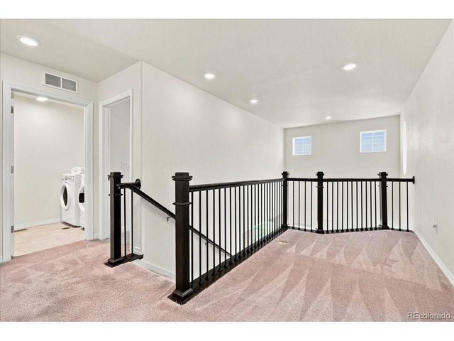633 Sundance Cir, Erie, CO 80516