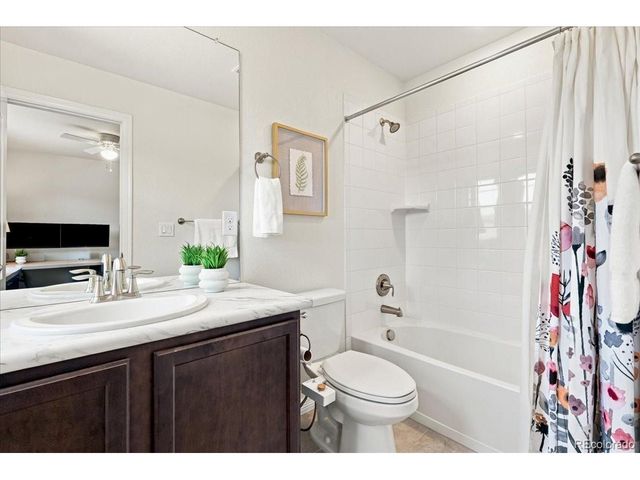 633 Sundance Cir, Erie, CO 80516
