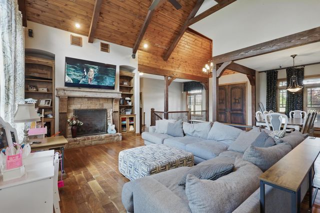 16575 Fir Road, Carthage, MO 64836