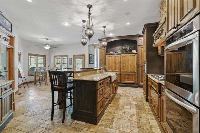 16575 Fir Road, Carthage, MO 64836