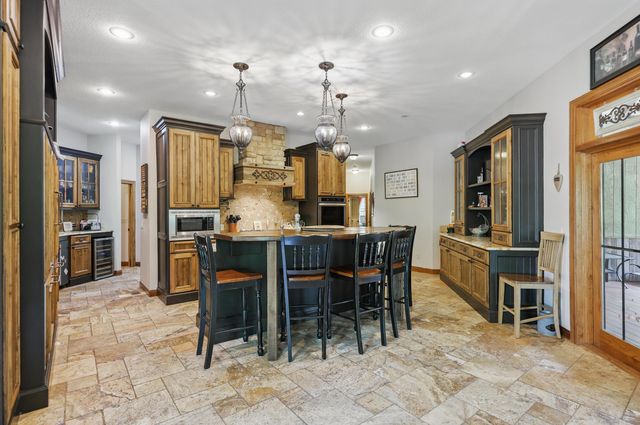 16575 Fir Road, Carthage, MO 64836