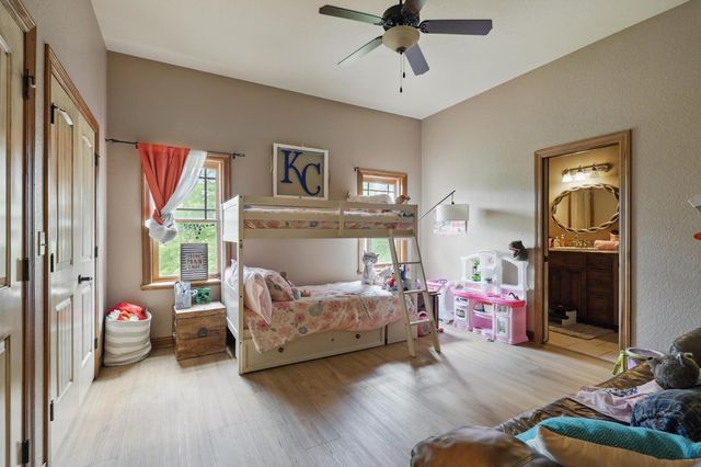 16575 Fir Road, Carthage, MO 64836