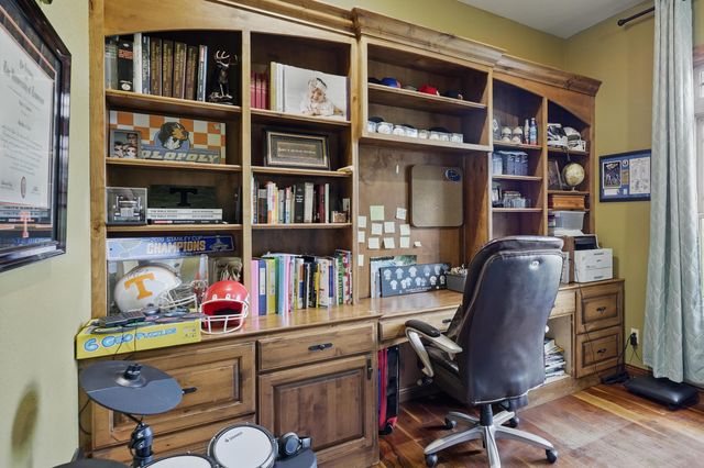 16575 Fir Road, Carthage, MO 64836