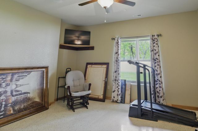 16575 Fir Road, Carthage, MO 64836