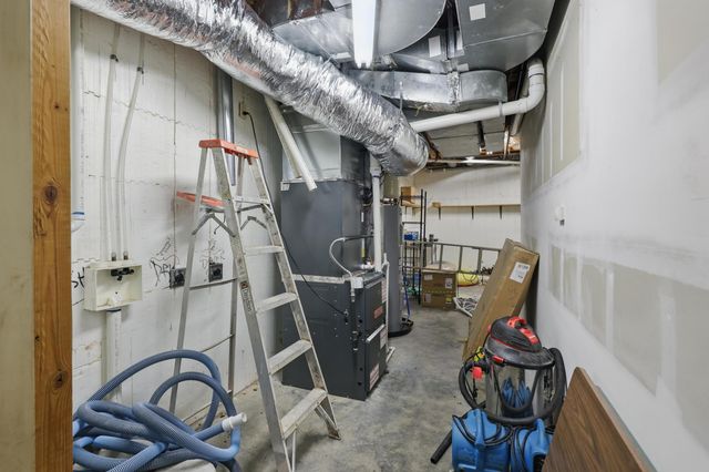 16575 Fir Road, Carthage, MO 64836