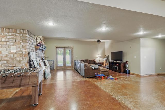 16575 Fir Road, Carthage, MO 64836