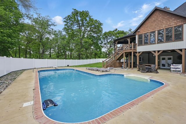 16575 Fir Road, Carthage, MO 64836